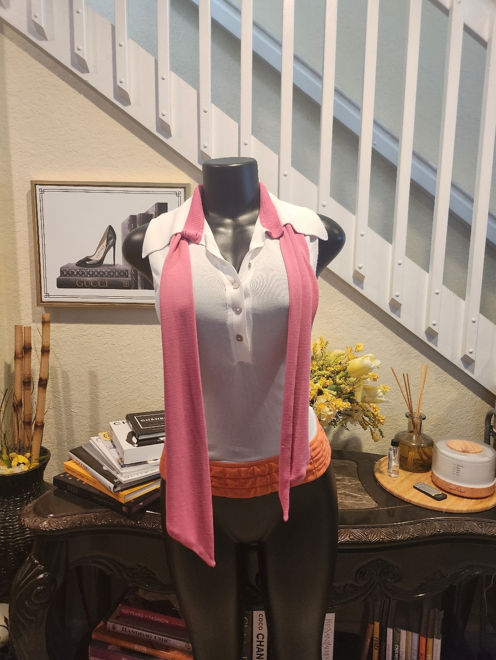 Chanel Paris top size 38 & COA